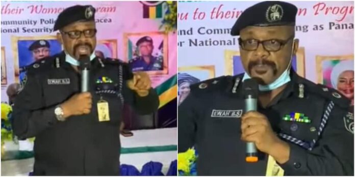 Police boss warns Nigerians against giving phones to officers at checkpoints (Video)