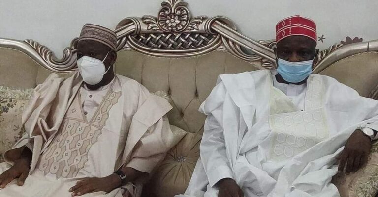 Ganduje pays condolence visit to Kwankwaso over brother’s death