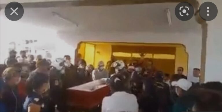 Woman confirmed dead knocks on coffin during funeral procession