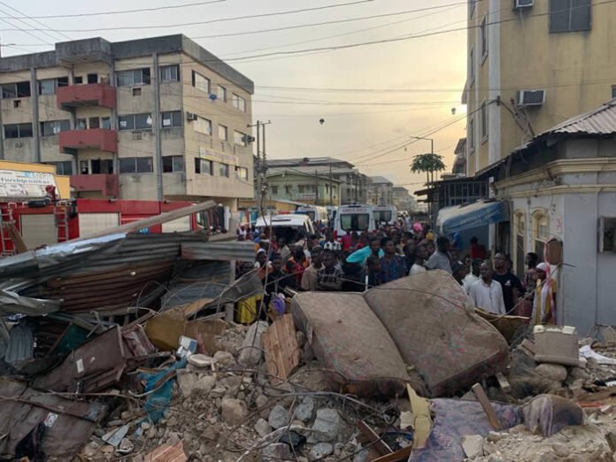 3 storey building collapses in Lagos killing 8