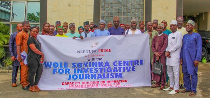 Neptune Prime media workshop: Participants receive certificates/awards