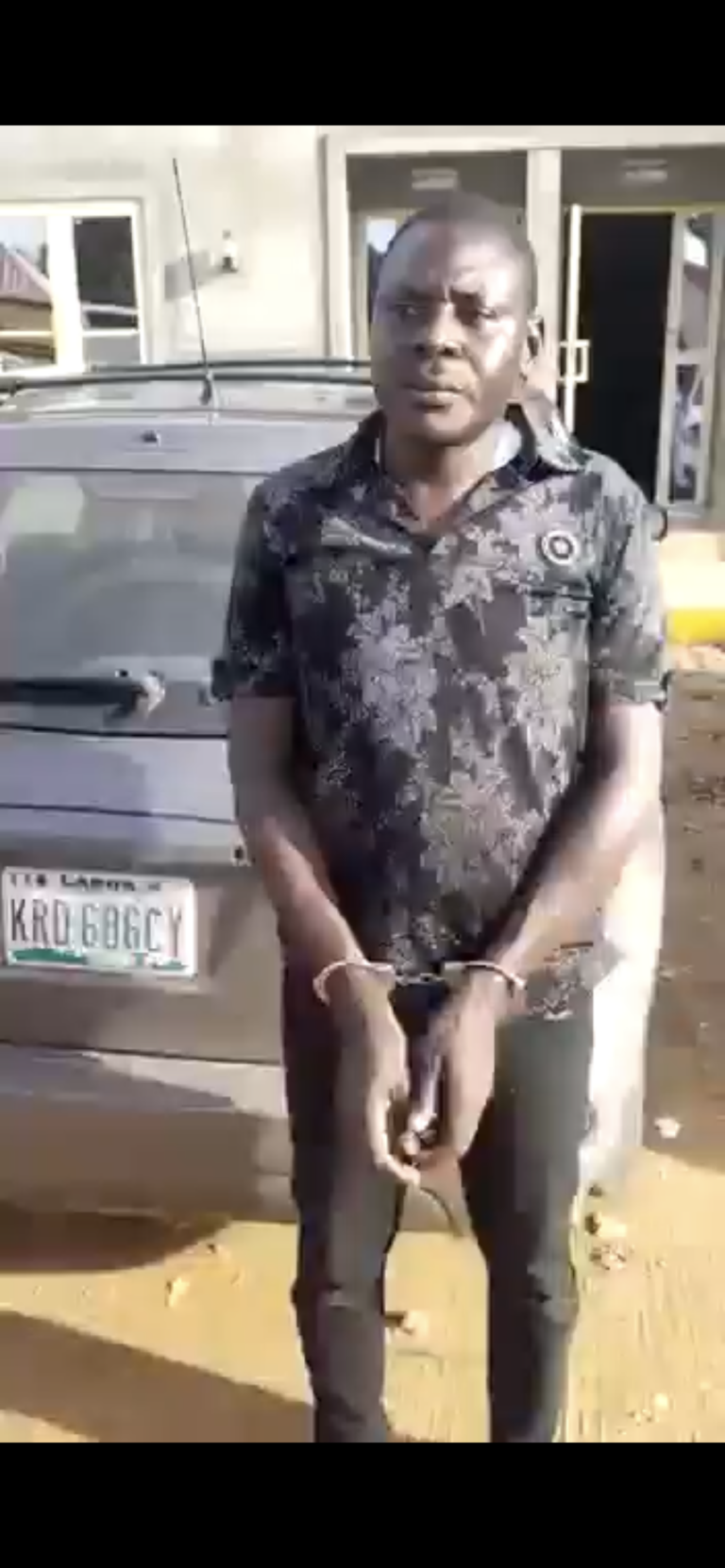 Security agents intercept ex-soldier with arms, ammunition on Abuja-Kaduna highway (Video)