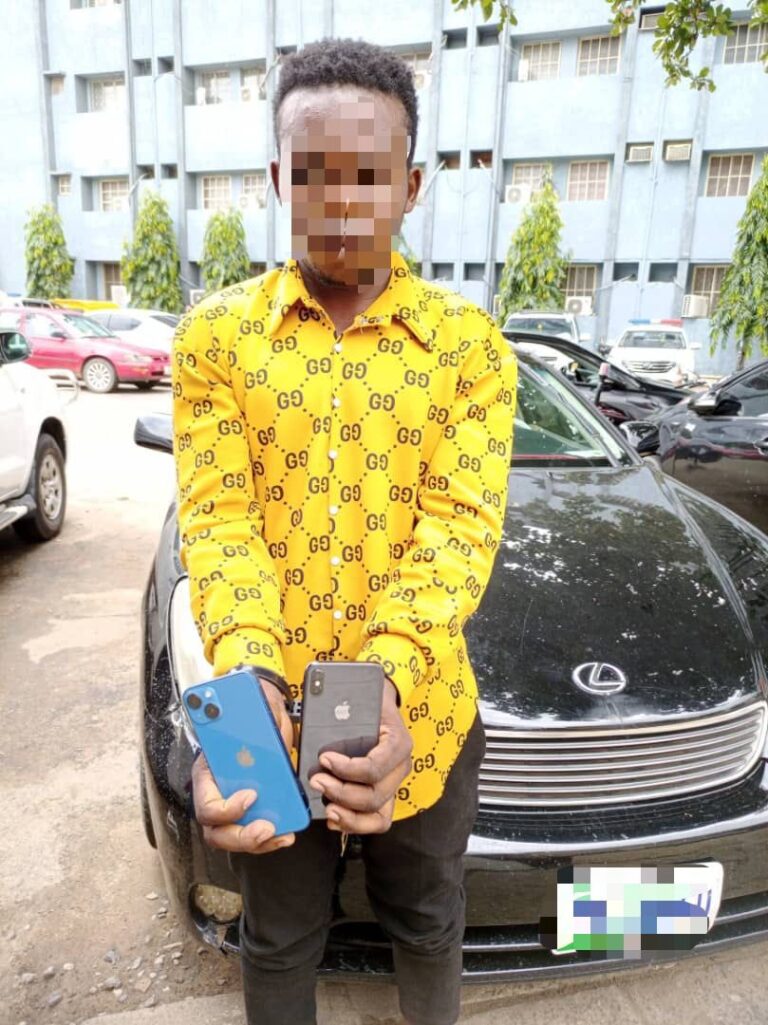 Police arrest 21-yr-old worker for stealing boss’ car to fund relocation abroad