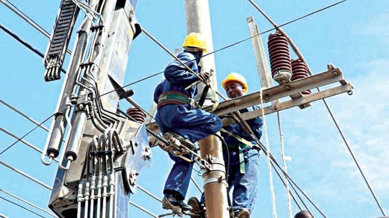 Groups urge revocation of DisCos’ licences over inefficiency, consumer exploitation, others