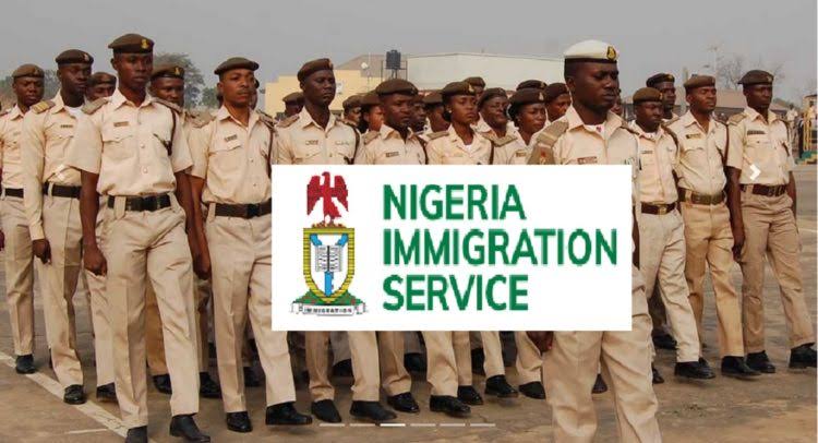 Nigeria Immigration sacks 8 personnel, urges citizens to report corrupt officers