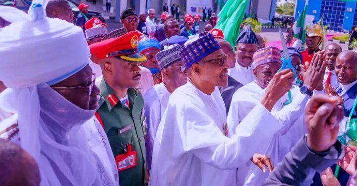 Buhari commissions Dala Inland Dry Port in Kano