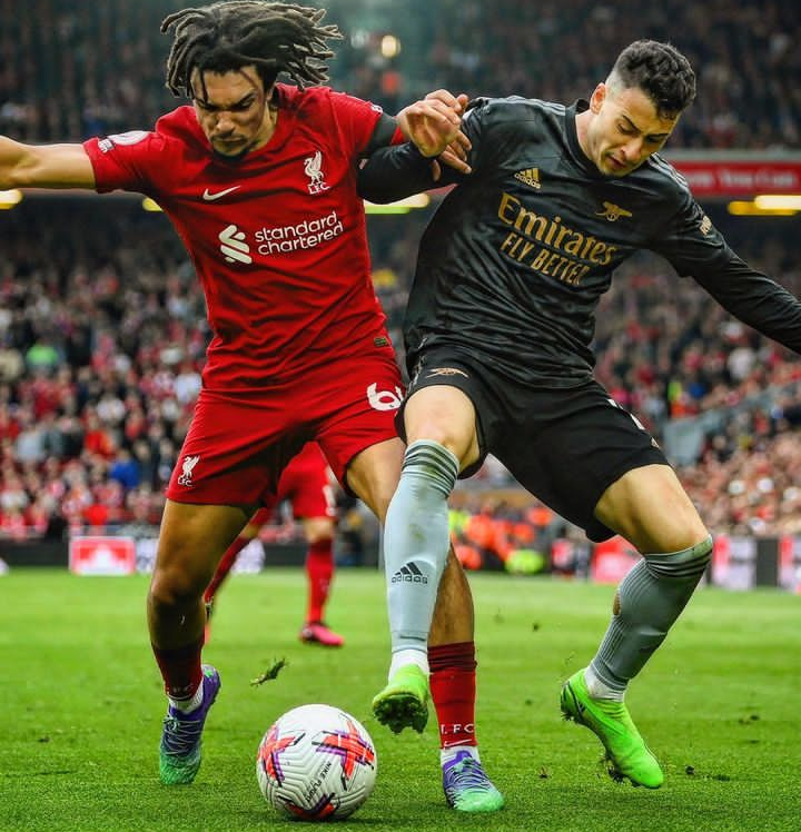 Liverpool end Arsenal winning streak after a 2-2 draw at Anfield