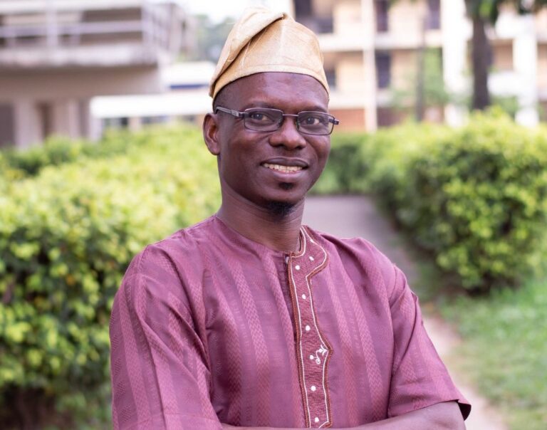 Akeem Badru wins Cambridge 2023 Dedicated Teacher Awards 