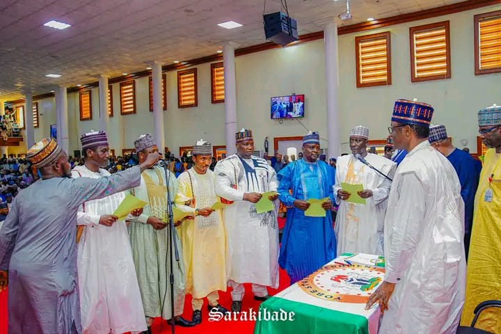 Gov. Buni swears in LG caretaker chairmen, calls for effective service delivery