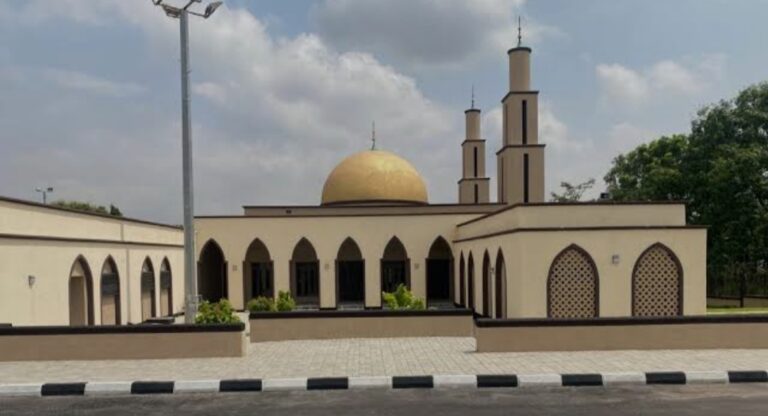 Tinubu commissions NASS Central Mosque, urges Muslims on humility