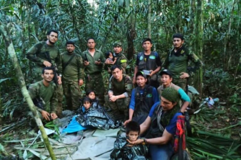 Siblings survive Colombian jungle ordeal, reunited with family after 40 days