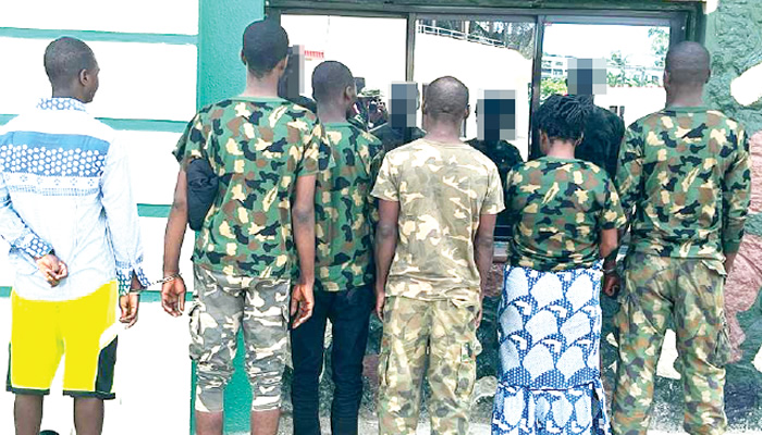 6 arrested for impersonation as fake army general on the run