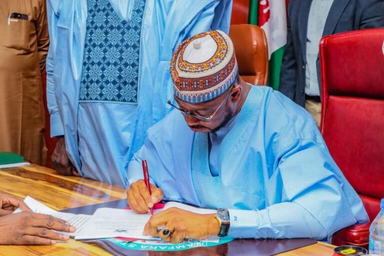 Zamfara Gov. reduces state ministries from 28 to 16