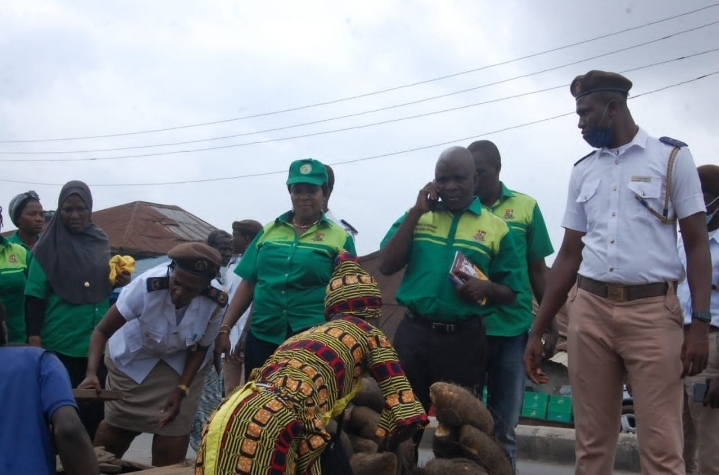 Oyo State prohibits street trading, initiates stringent enforcement measures