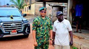 Heartwarming Reunion: Maj Gen. VT Okoro visits retired superior who showed him kindness in Jos