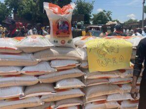 Lawan receives warm welcome in Yobe, prepares to distribute 9,000 bags of grains