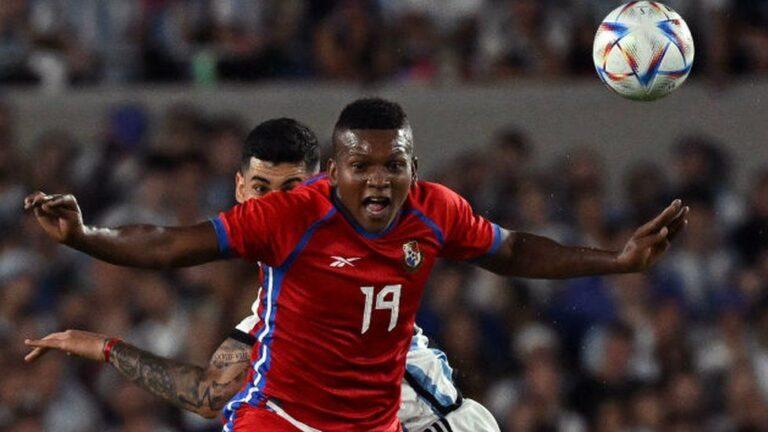 Gunmen kill Panama footballer Hernandez, injure 7 others