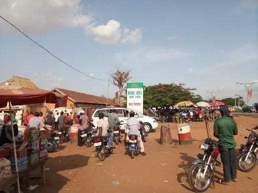 Gunmen hijack 2 Benue Links buses, kidnap 10 passengers