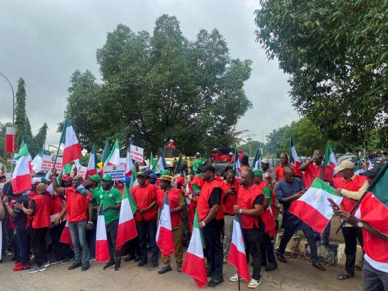 Nationwide Strike: FG convenes emergency meeting with labour leaders