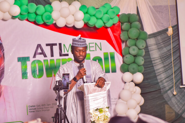 Lawmaker hosts town hall meeting in Suleja, discusses visionary projects with constituents (Photos)