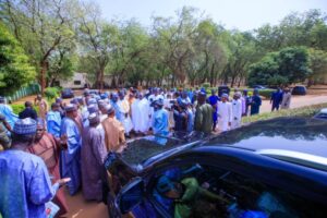 Kebbi Gov. distributes SUVs