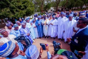 Kebbi Gov. distributes SUVs