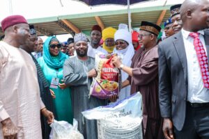 Bauchi State Gov't distributes 110,000 bags of food items as Ramadan palliative