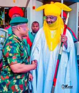 Kano on Edge: Security chiefs meet with the deposed Emir, Aminu Ado Bayero (Pictures & Video)