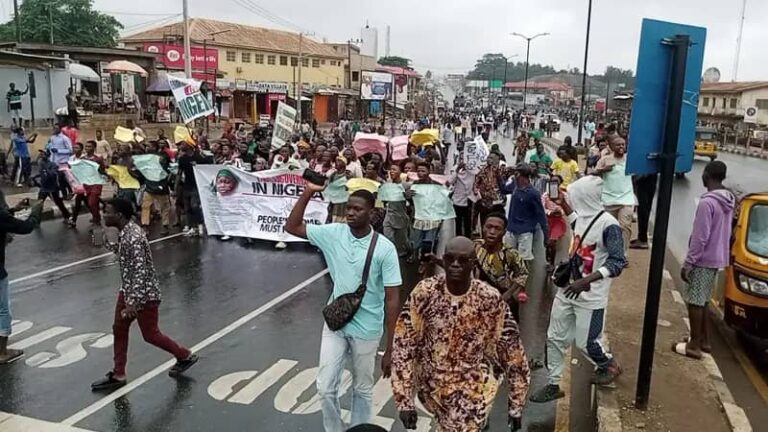 Thugs hijack hunger protest in Nyanya, clash with military officials