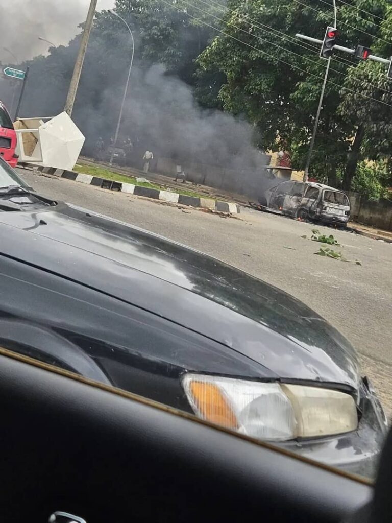 2 feared dead in Abuja as police clash with shiite protesters 