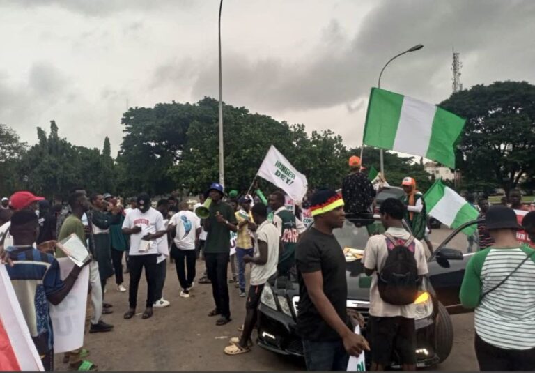 Protesters abandon Abuja stadium, gather at Berger roundabout