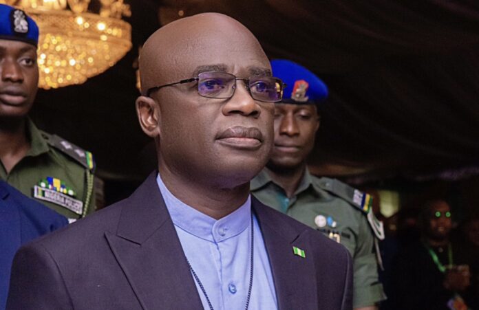 State governor locks out civil servants for late coming