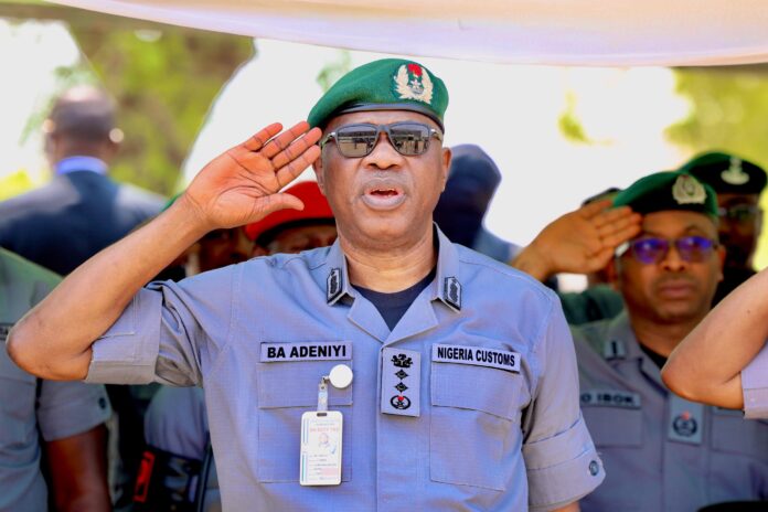 Customs pledges relentless crackdown on smugglers at border areas (Pictures)