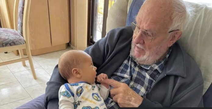 Regular blood donor who saved 2.4 million babies dies at 88