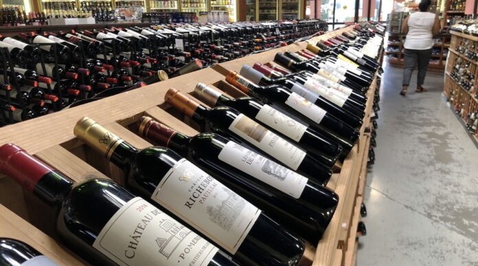 Trump to impose 200% tariff on European alcohol in retaliation to EU's tariffs