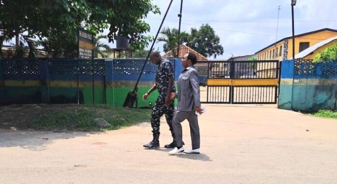 IMG-20250309-WA0008 Police arrest Church leader for detaining wife for days