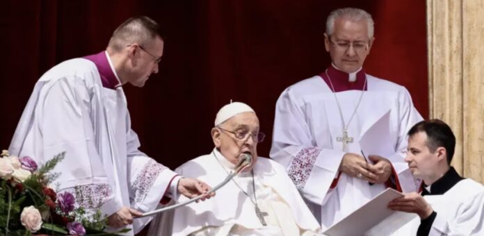 Pope wishes worshippers Happy Easter after serious illness