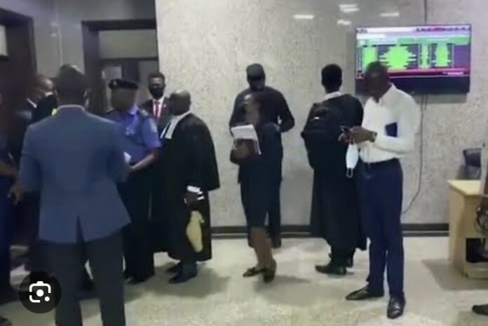Lawyers, staff denied entrance as judiciary workers commence strike