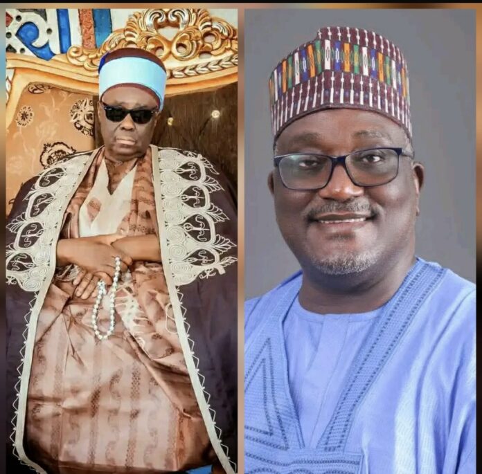 Emir of Fika appreciates Tumsah for generous dupport to windstorm victims