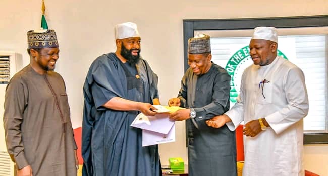 Taraba gov't donates ₦50 million to Mokwa flood victims Taraba gov't donates ₦50 million to Mokwa flood victims