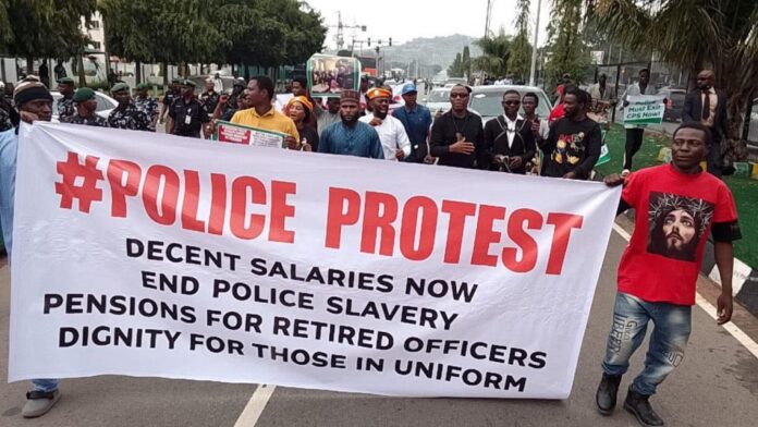 Sowore leads retired police officers in protest despite warnings Sowore leads retired police officers in protest despite warnings