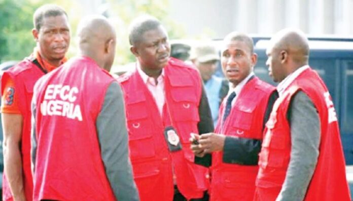 23 arrested in Abia as EFCC raids cybercrime ‘Yahoo Academy’