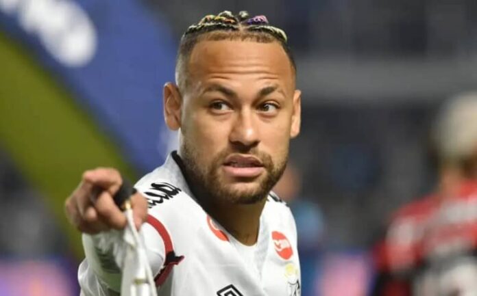 Neymar clashes with fan after Santos’ 2-1 loss to Internacional Neymar clashes with fan after Santos’ 2-1 loss to Internacional