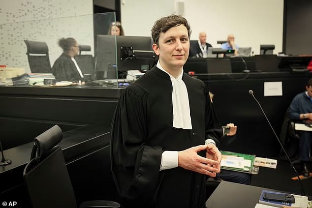 Lawyer who defended 'devil in white coat' doctor found dead in apparent suicide Lawyer who defended 'devil in white coat' doctor found dead in apparent suicide