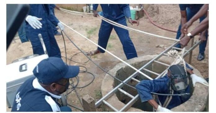 Lagos fire service rescues 56-year-old man trapped in 80ft well Lagos fire service rescues 56-year-old man trapped in 80ft well