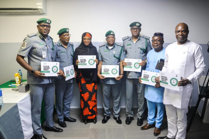 Customs consolidates reforms as reputation campaign wraps up in zone ‘D’ (Pictures) Customs consolidates reforms as reputation campaign wraps up in zone ‘D’ (Pictures)