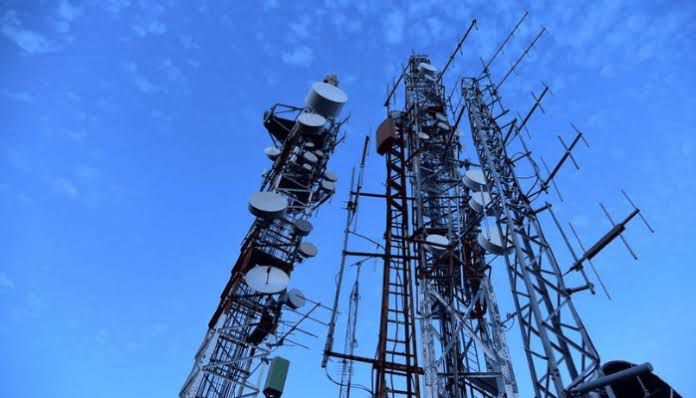 FG removes 5% telecom tax on voice, data services FG removes 5% telecom tax on voice, data services