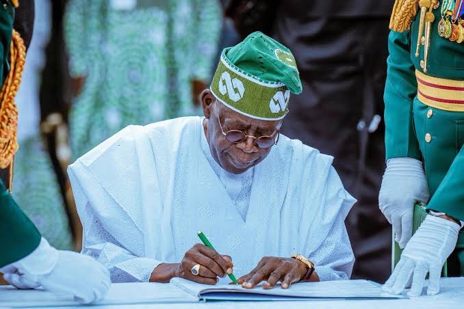 House of Reps approves Tinubu’s $2.34bn loan request House of Reps approves Tinubu’s $2.34bn loan request