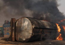 Many feared dead, vehicles burnt as petrol tanker explodes in Ogun Many feared dead, vehicles burnt as petrol tanker explodes in Ogun