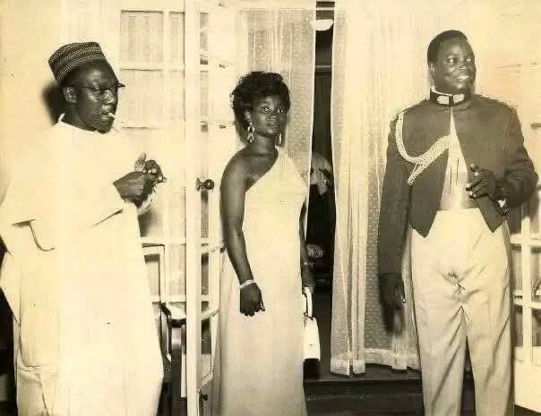 4e3657a7-f9dc-4feb-907a-6a7d7b077ea8